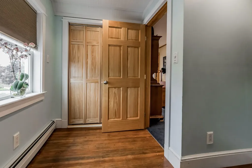 5 Railroad Avenue Rockland ME 04841