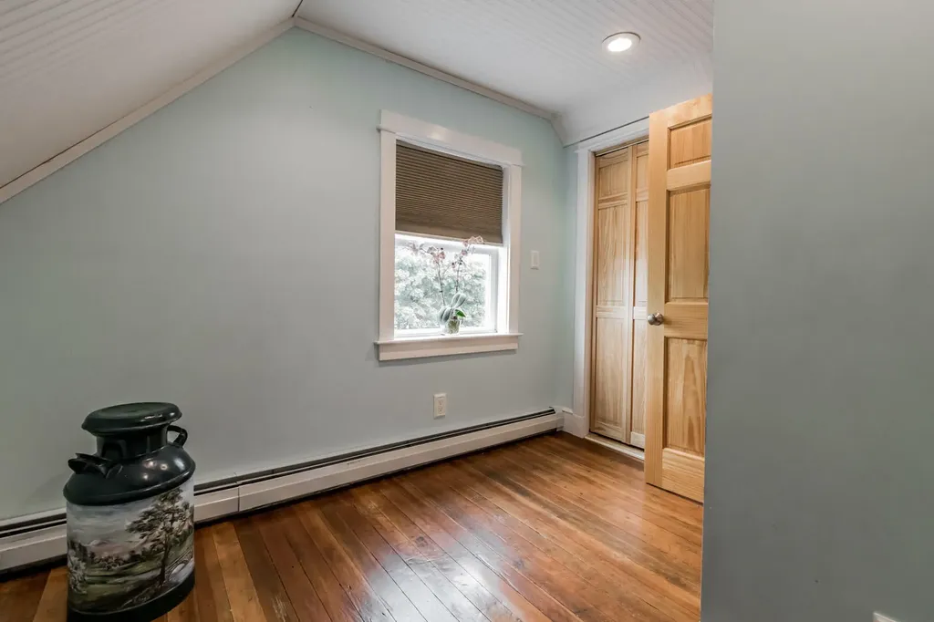5 Railroad Avenue Rockland ME 04841