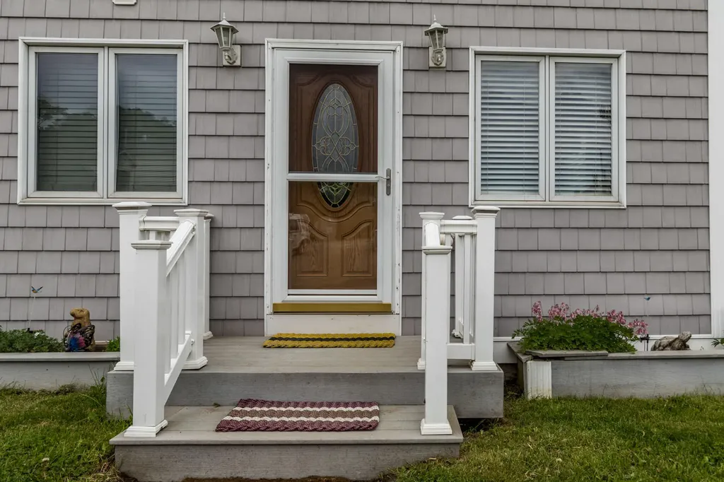 5 Railroad Avenue Rockland ME 04841