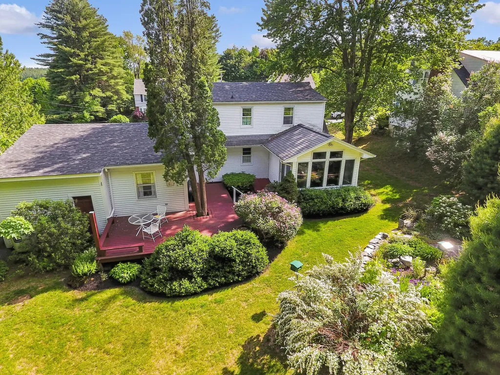 11 Mayflower Road Hallowell ME 04347
