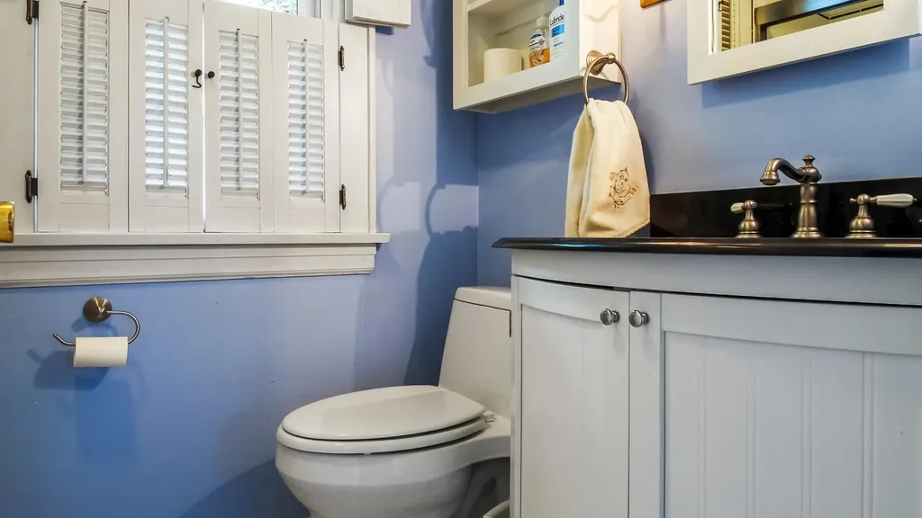 11 Mayflower Road Hallowell ME 04347