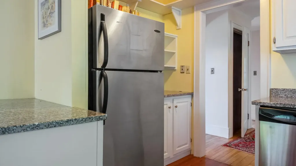 11 Mayflower Road Hallowell ME 04347