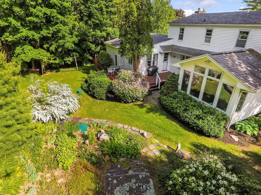 11 Mayflower Road Hallowell ME 04347
