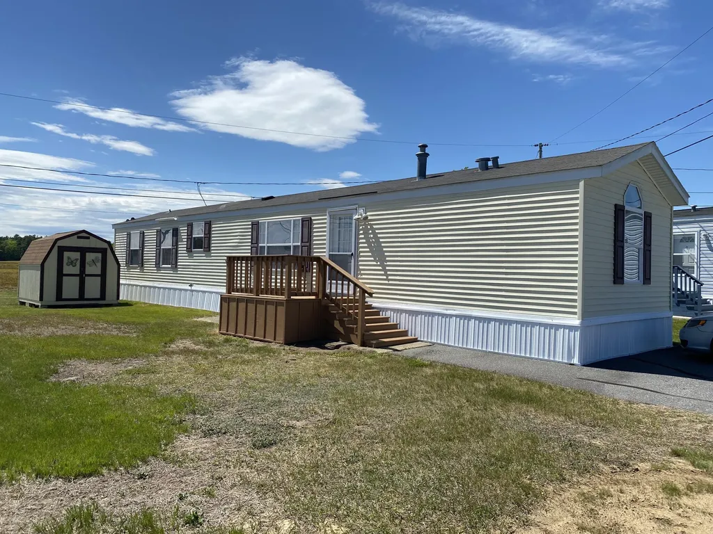 58 Scarponi Drive Brunswick ME 04011