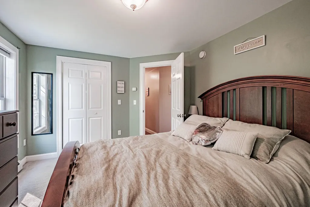 25 Everett Street Westbrook ME 04092