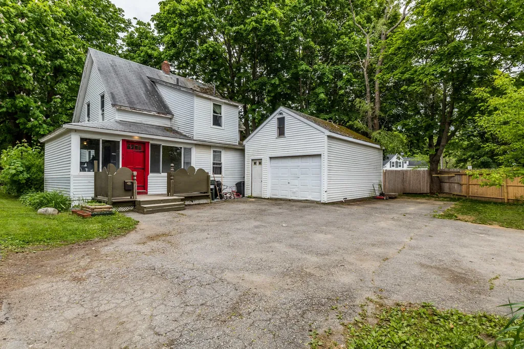 98 Cedar Street Rockland ME 04841