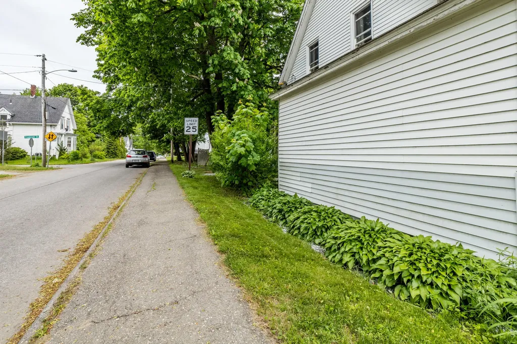 98 Cedar Street Rockland ME 04841
