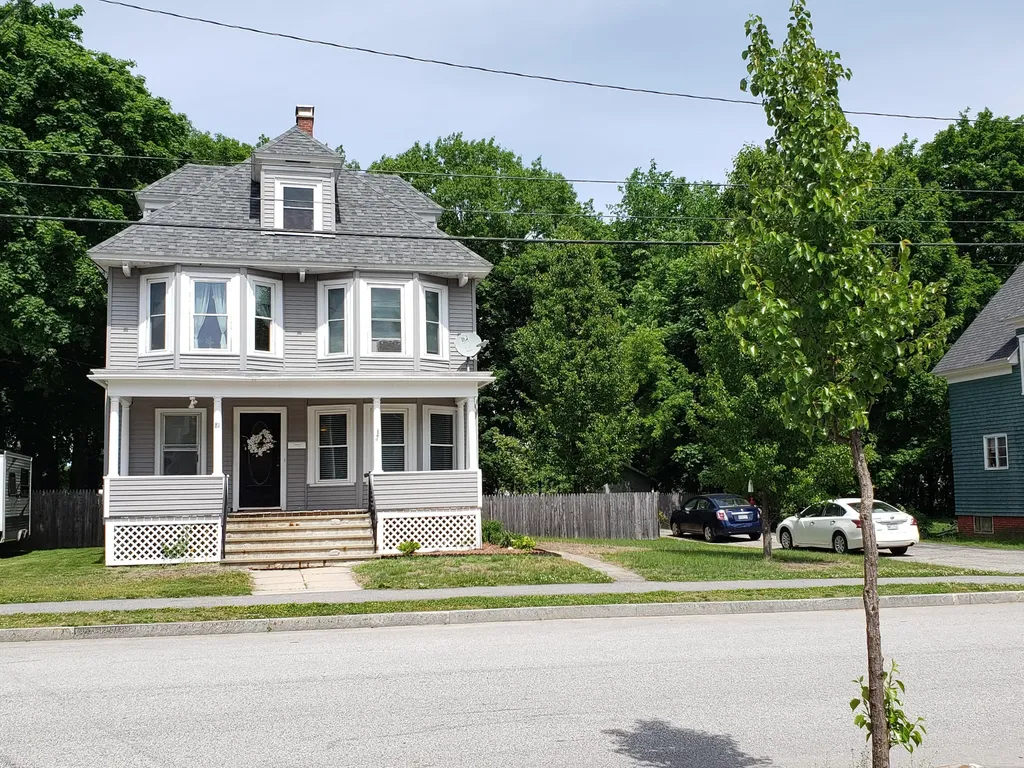 81 Whitney Street Auburn ME 04210
