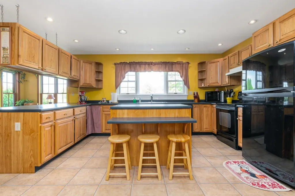 90 King Road Lisbon ME 04250