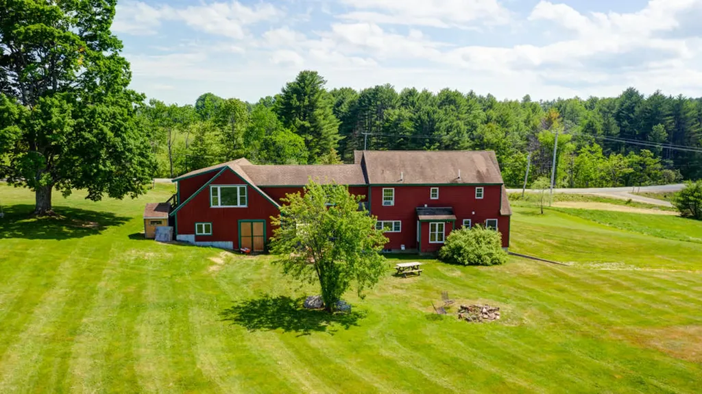 90 King Road Lisbon ME 04250
