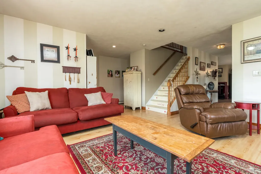 90 King Road Lisbon ME 04250