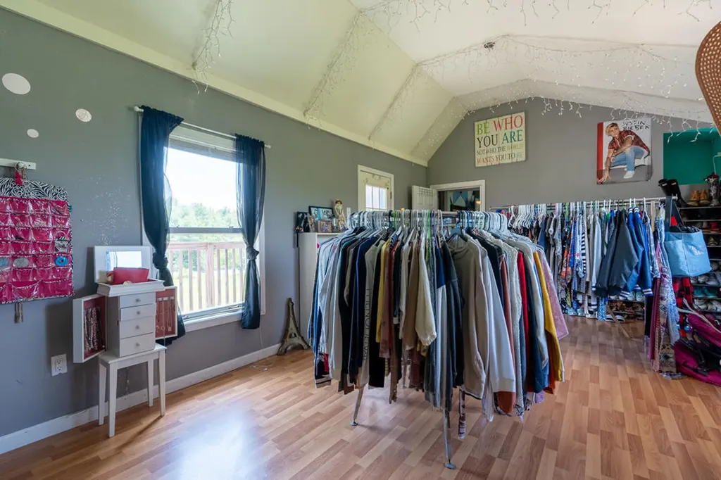 90 King Road Lisbon ME 04250