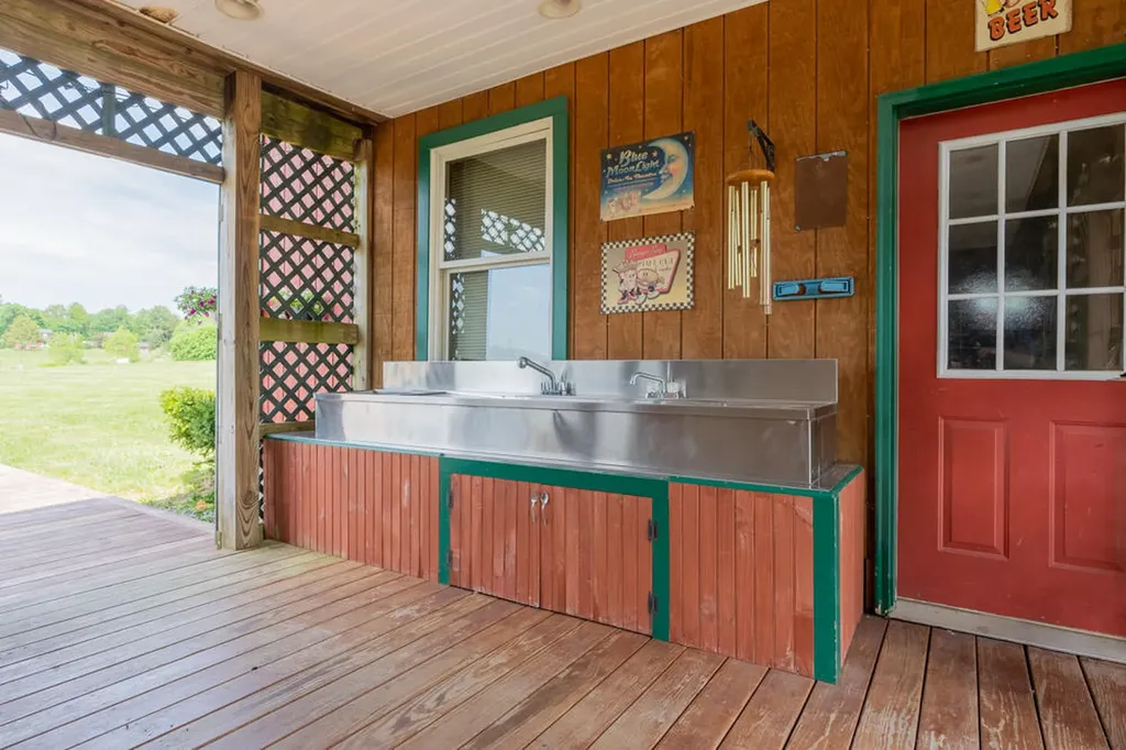 90 King Road Lisbon ME 04250