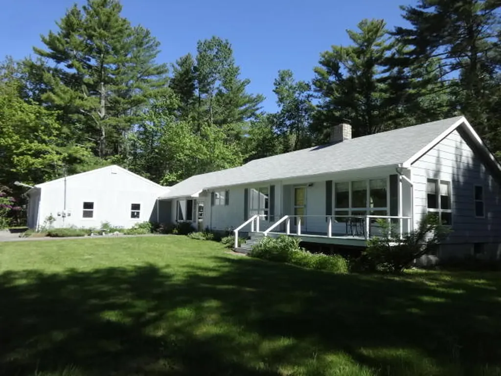 440 Buttermilk Road Lamoine ME 04605