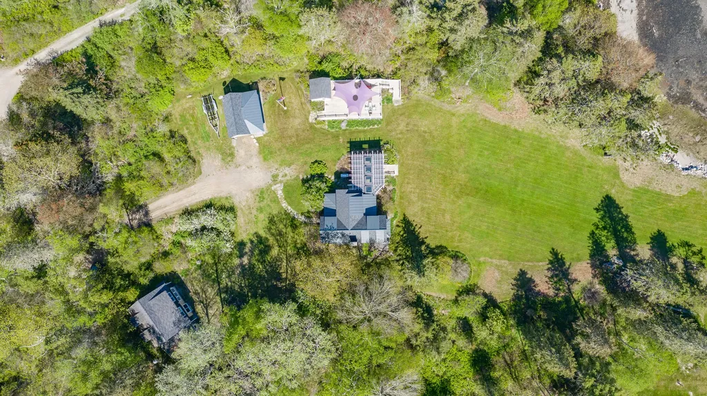 35 Henderson Lane Cushing ME 04563
