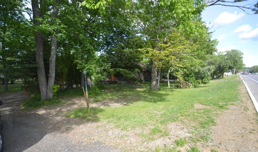 218 Main Road Holden ME 04429