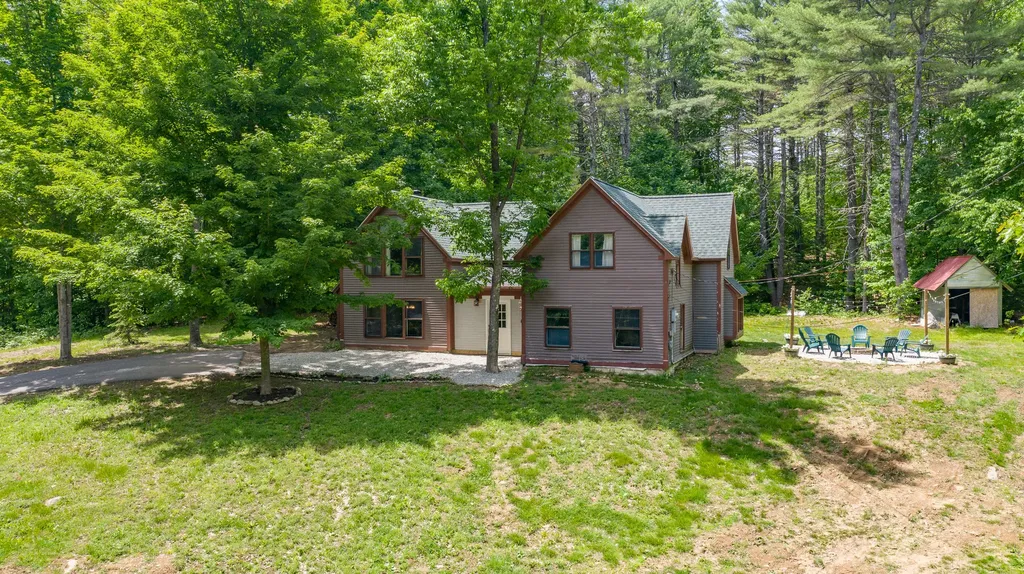 48 Carpenter Hill Road Alfred ME 04002
