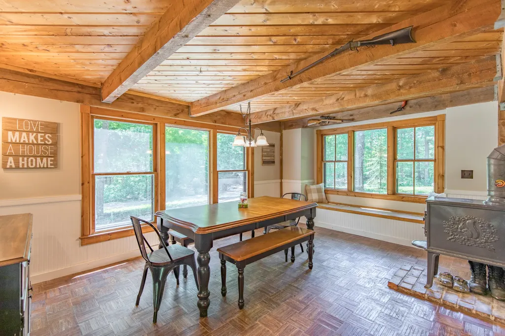 48 Carpenter Hill Road Alfred ME 04002