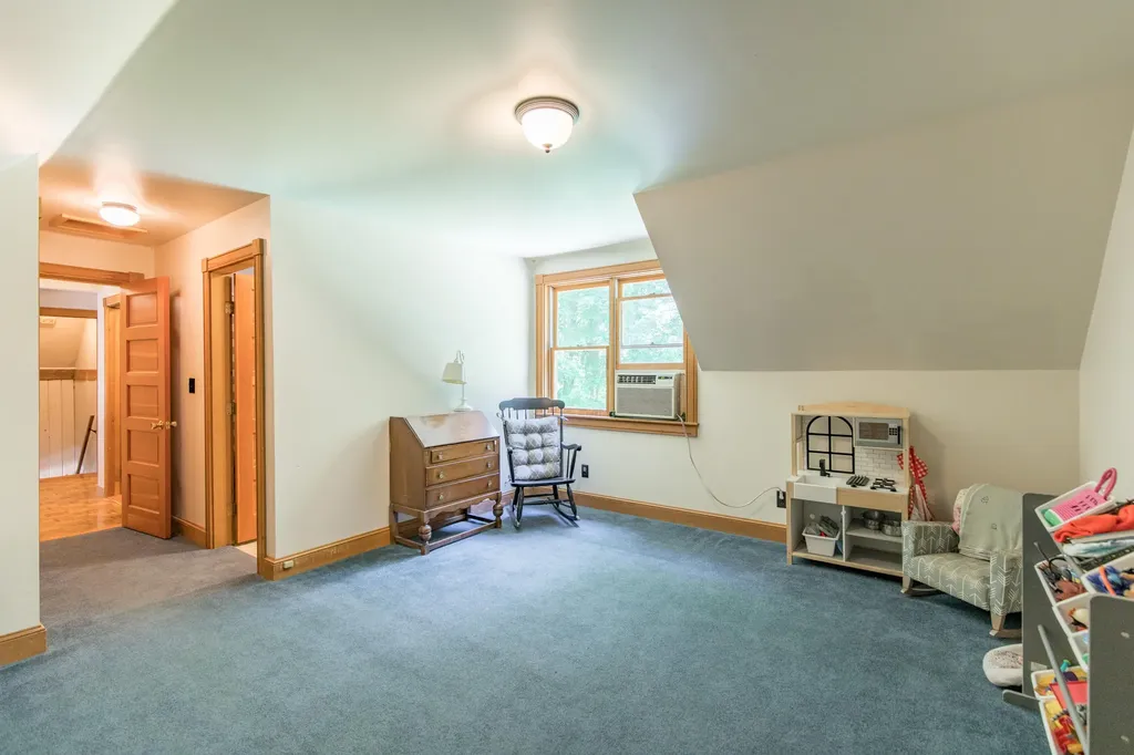 48 Carpenter Hill Road Alfred ME 04002