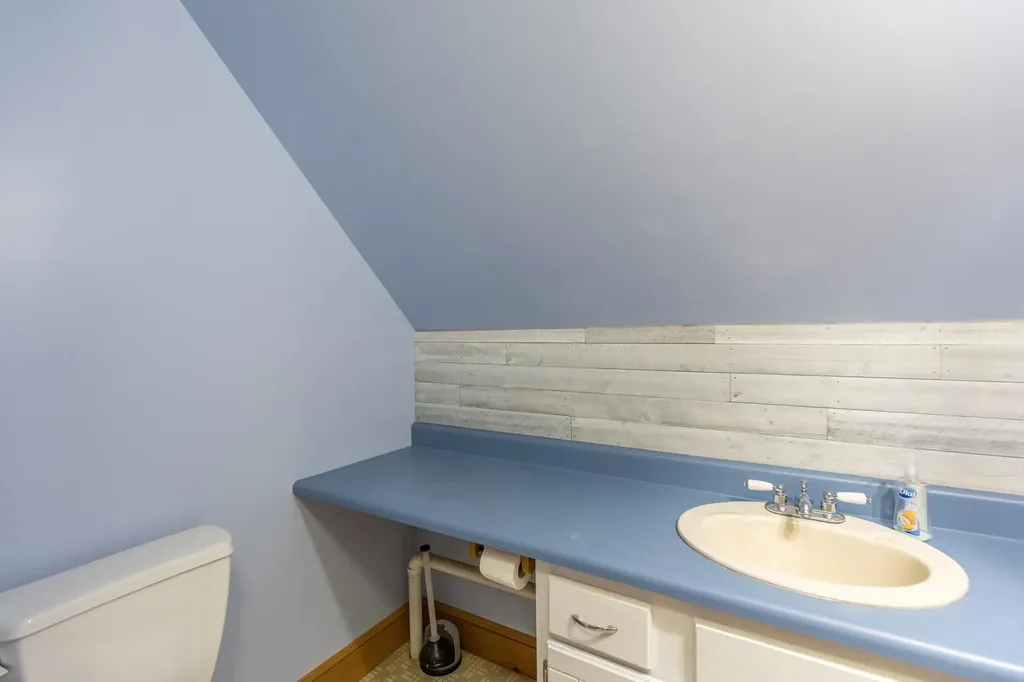 48 Carpenter Hill Road Alfred ME 04002