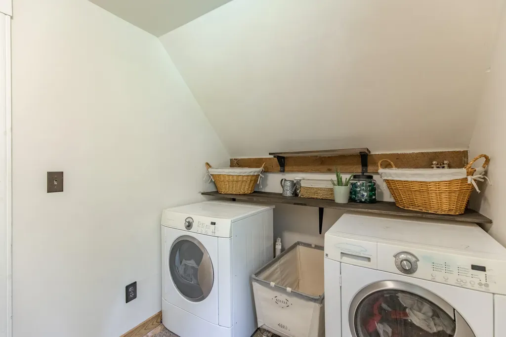 48 Carpenter Hill Road Alfred ME 04002