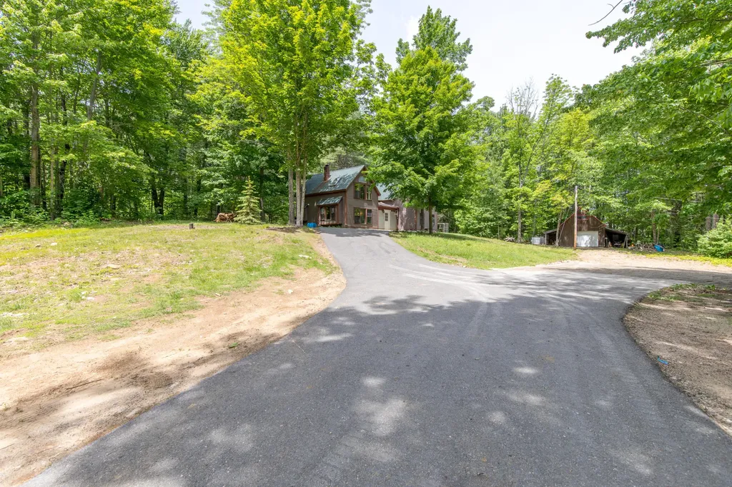 48 Carpenter Hill Road Alfred ME 04002