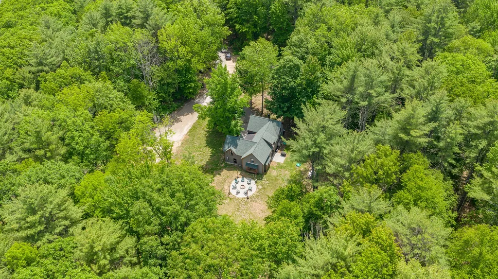 48 Carpenter Hill Road Alfred ME 04002