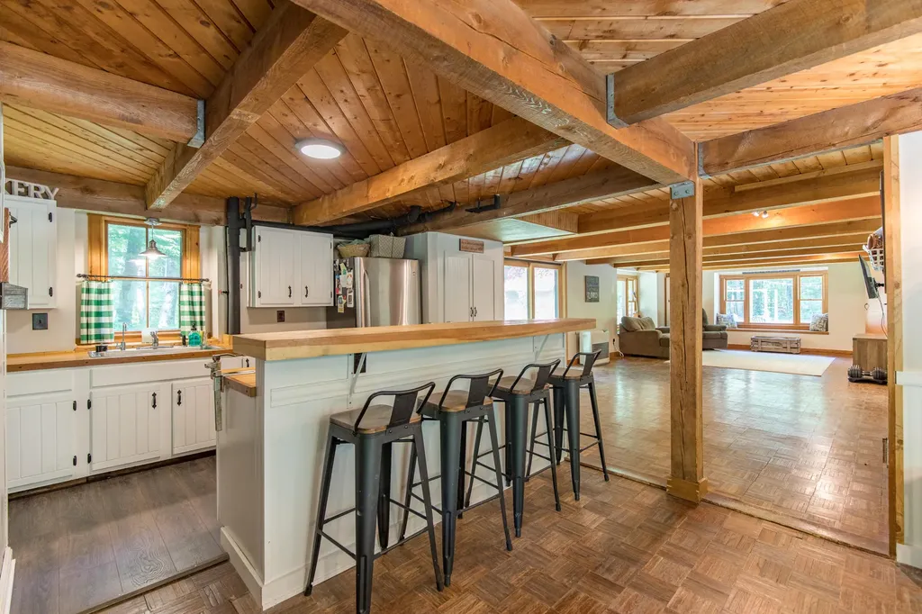 48 Carpenter Hill Road Alfred ME 04002
