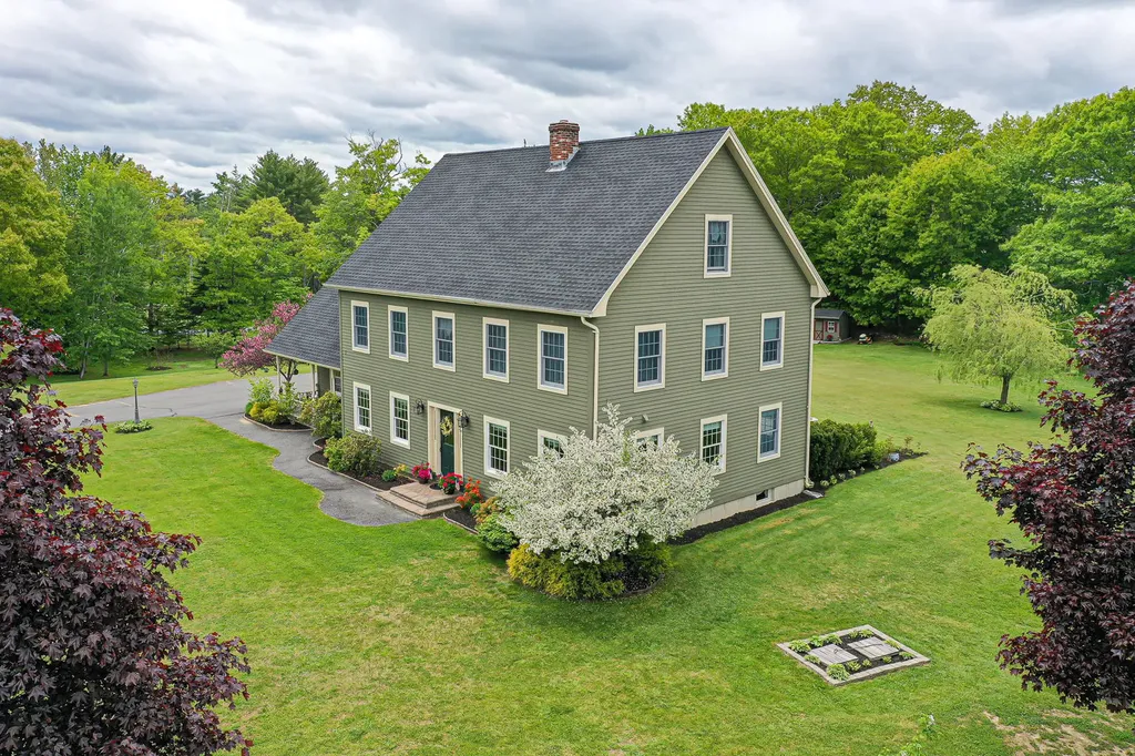 52 Town Farm Road Hampden ME 04444