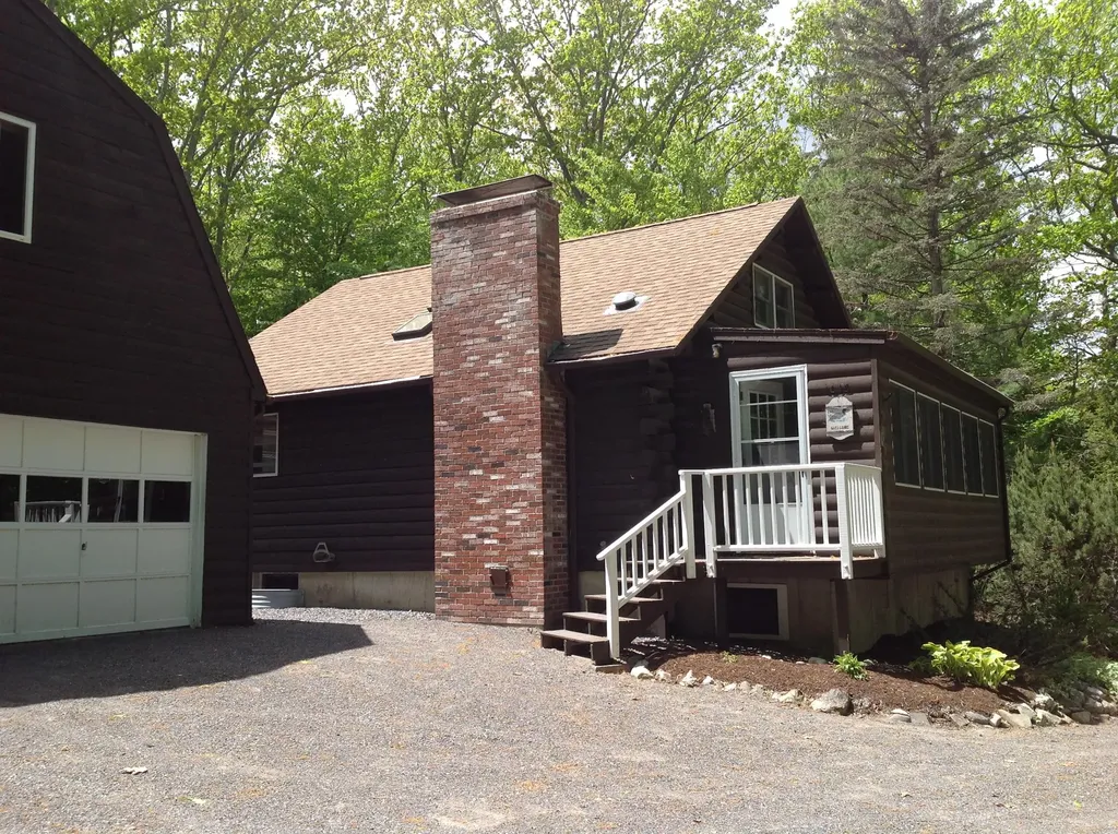 1013 Brewer Lake Road Orrington ME 04474