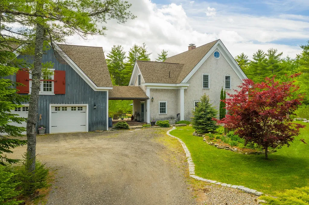 43 Crowley Road Lincolnville ME 04849