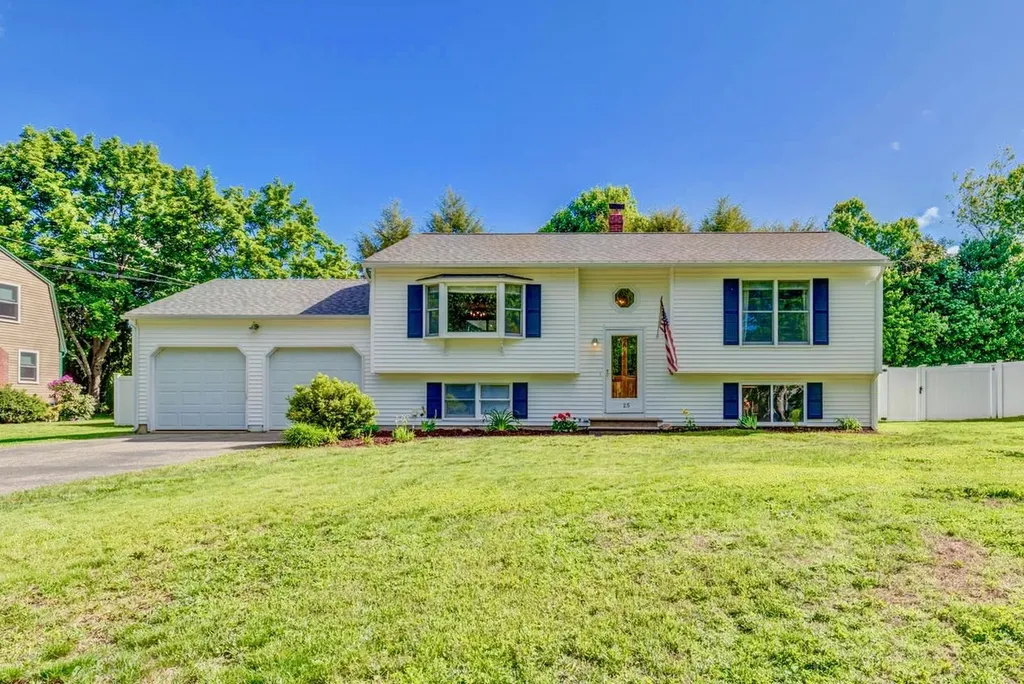 25 Buttonwood Road South Berwick ME 03908