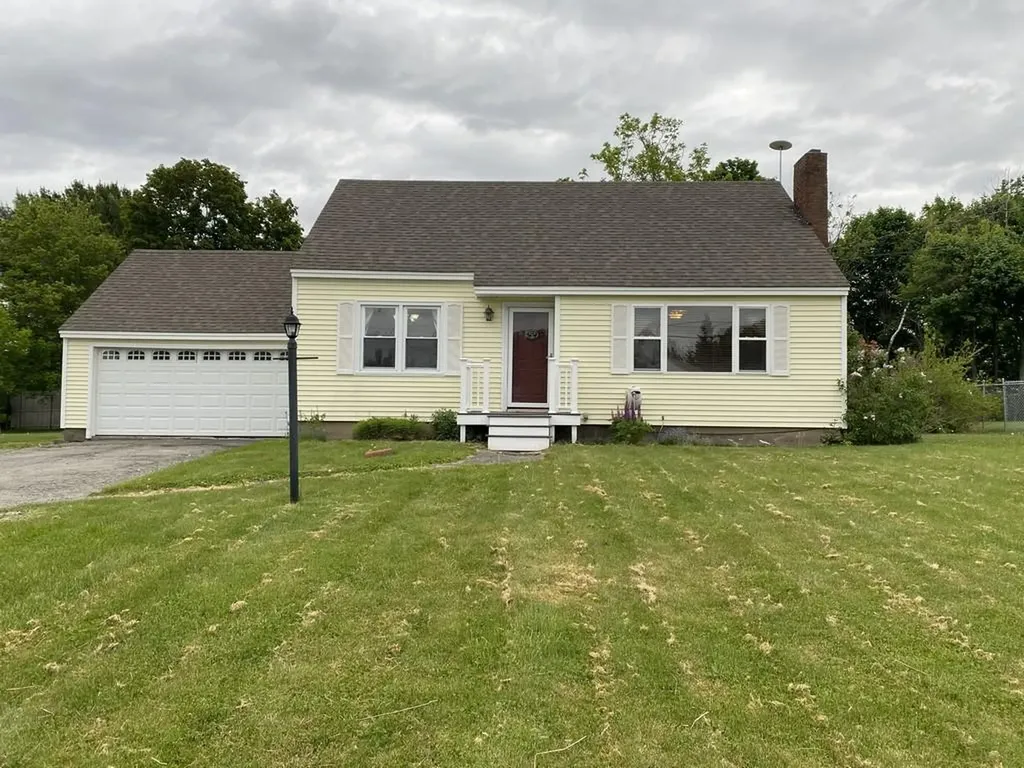 76 Birchwood Boulevard Brewer ME 04412