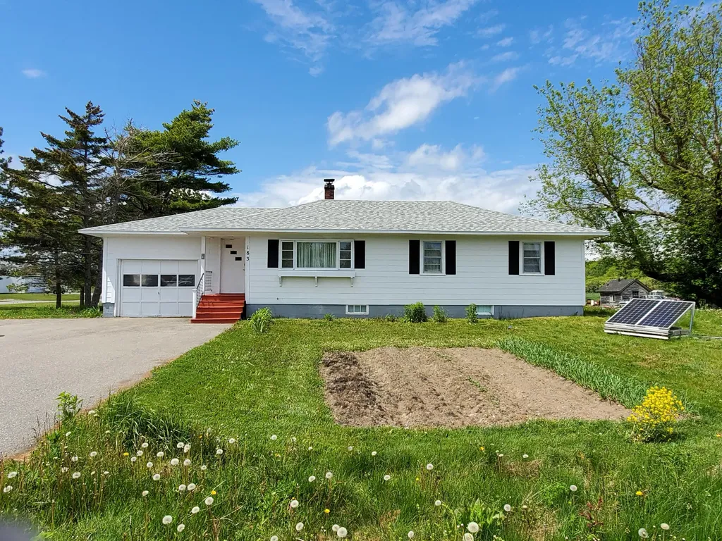 183 Thomaston Street Rockland ME 04841