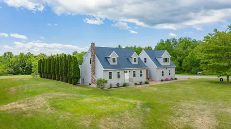 86 Dow Road Gorham ME 04038