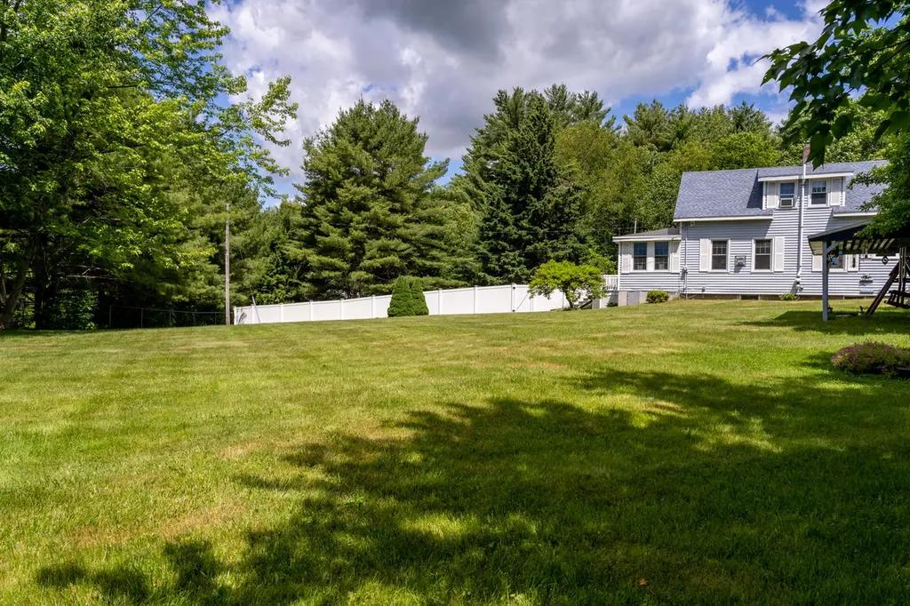 874 Old Post Road Arundel ME 04046