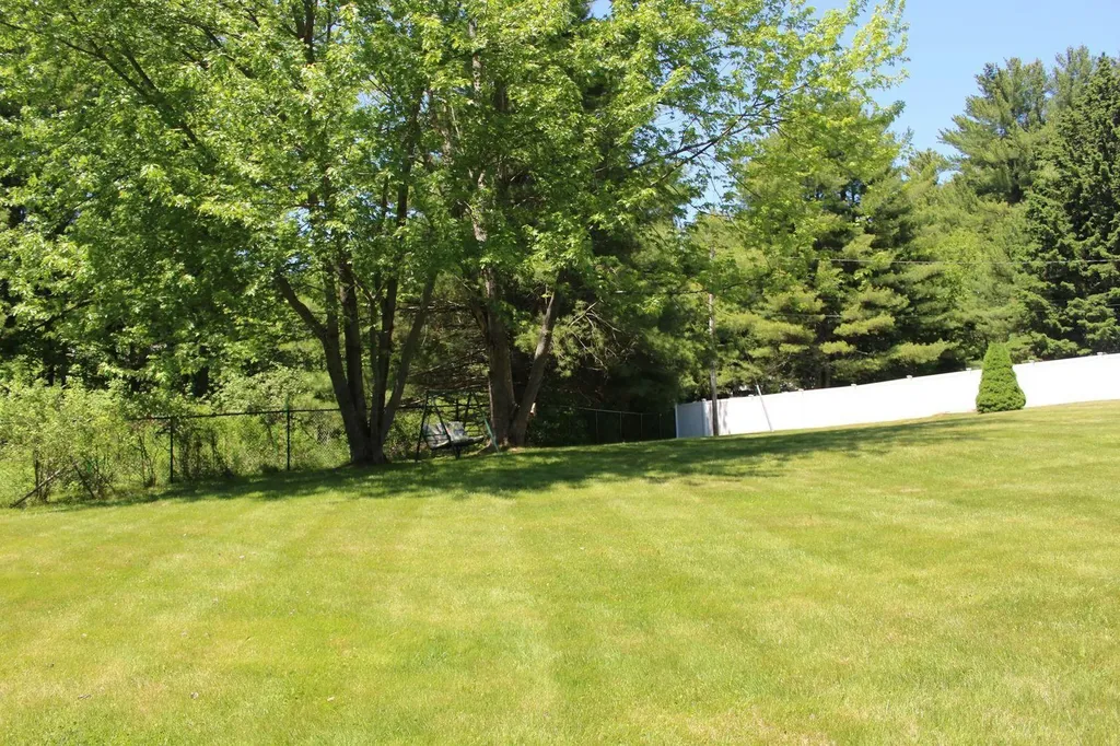 874 Old Post Road Arundel ME 04046