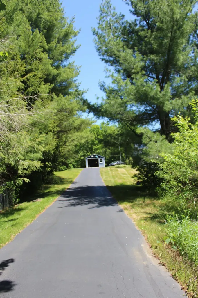 874 Old Post Road Arundel ME 04046