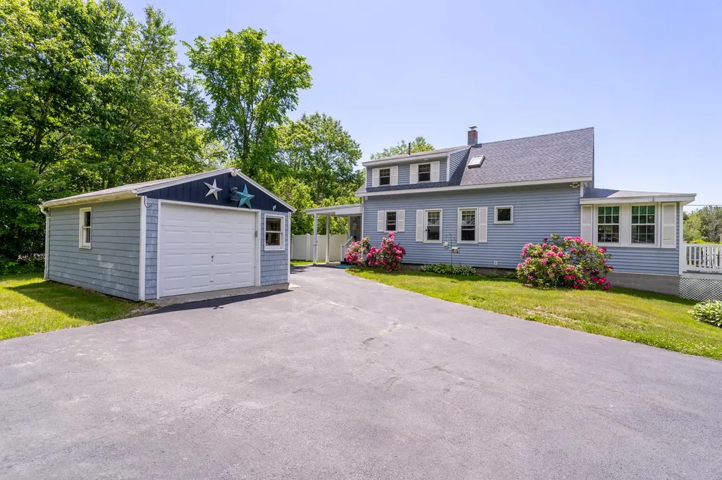 874 Old Post Road Arundel ME 04046