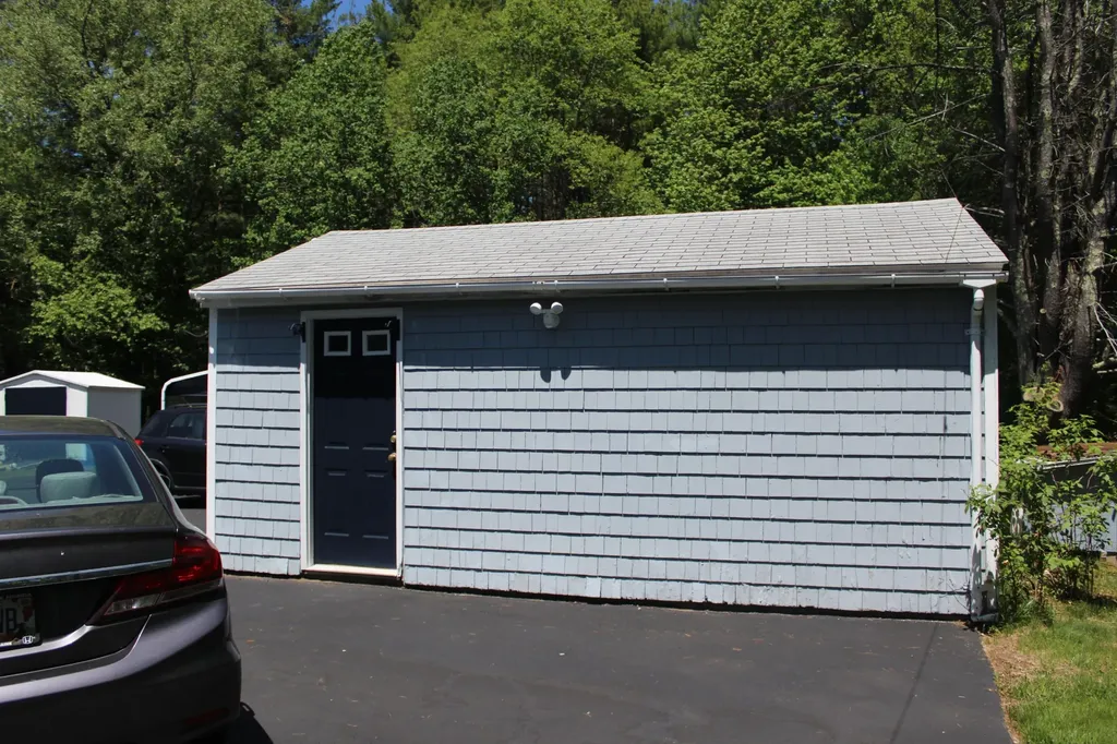 874 Old Post Road Arundel ME 04046
