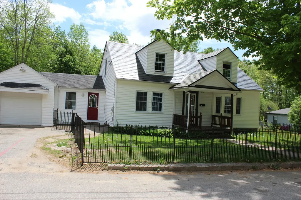 21 Harding Street Sanford ME 04073