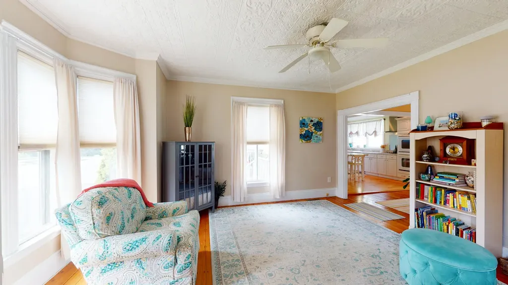 348 Broadway Rockland ME 04841