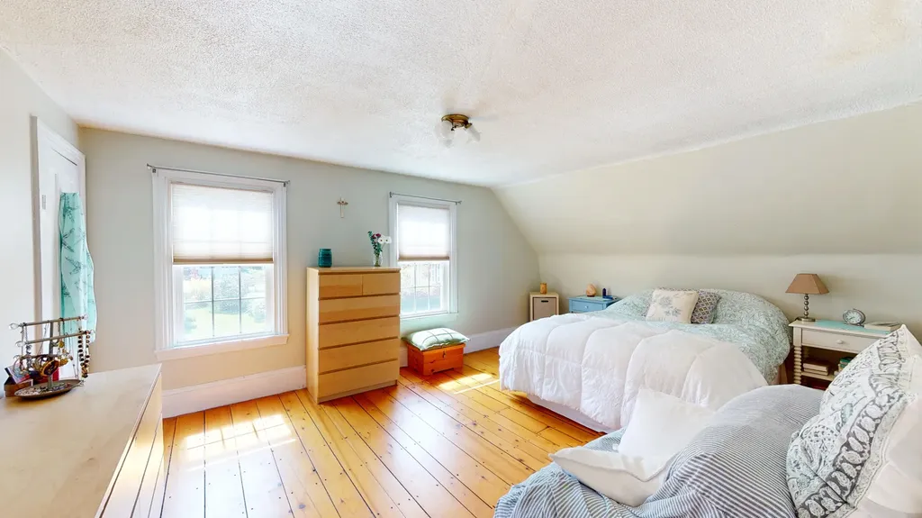 348 Broadway Rockland ME 04841