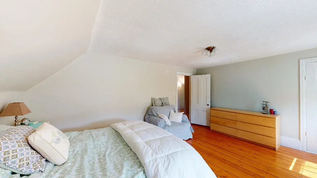 348 Broadway Rockland ME 04841