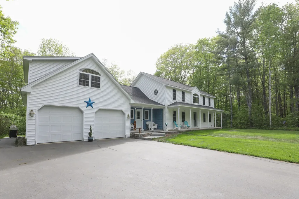 352 Log Cabin Road Arundel ME 04046