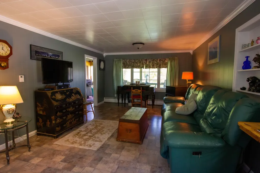 136 Bangor Road Unity ME 04988
