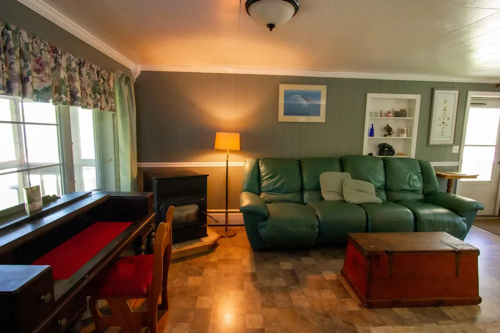 136 Bangor Road Unity ME 04988