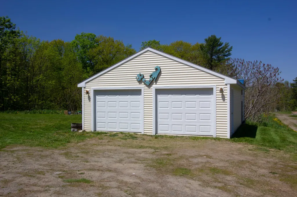 136 Bangor Road Unity ME 04988