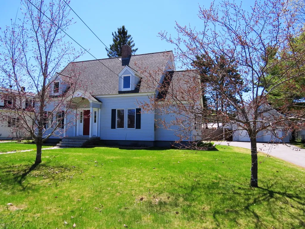 15 Pleasant Street Fort Kent ME 04743