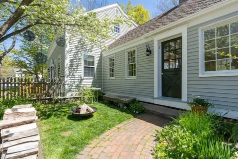 208 Main Street Freeport ME 04032